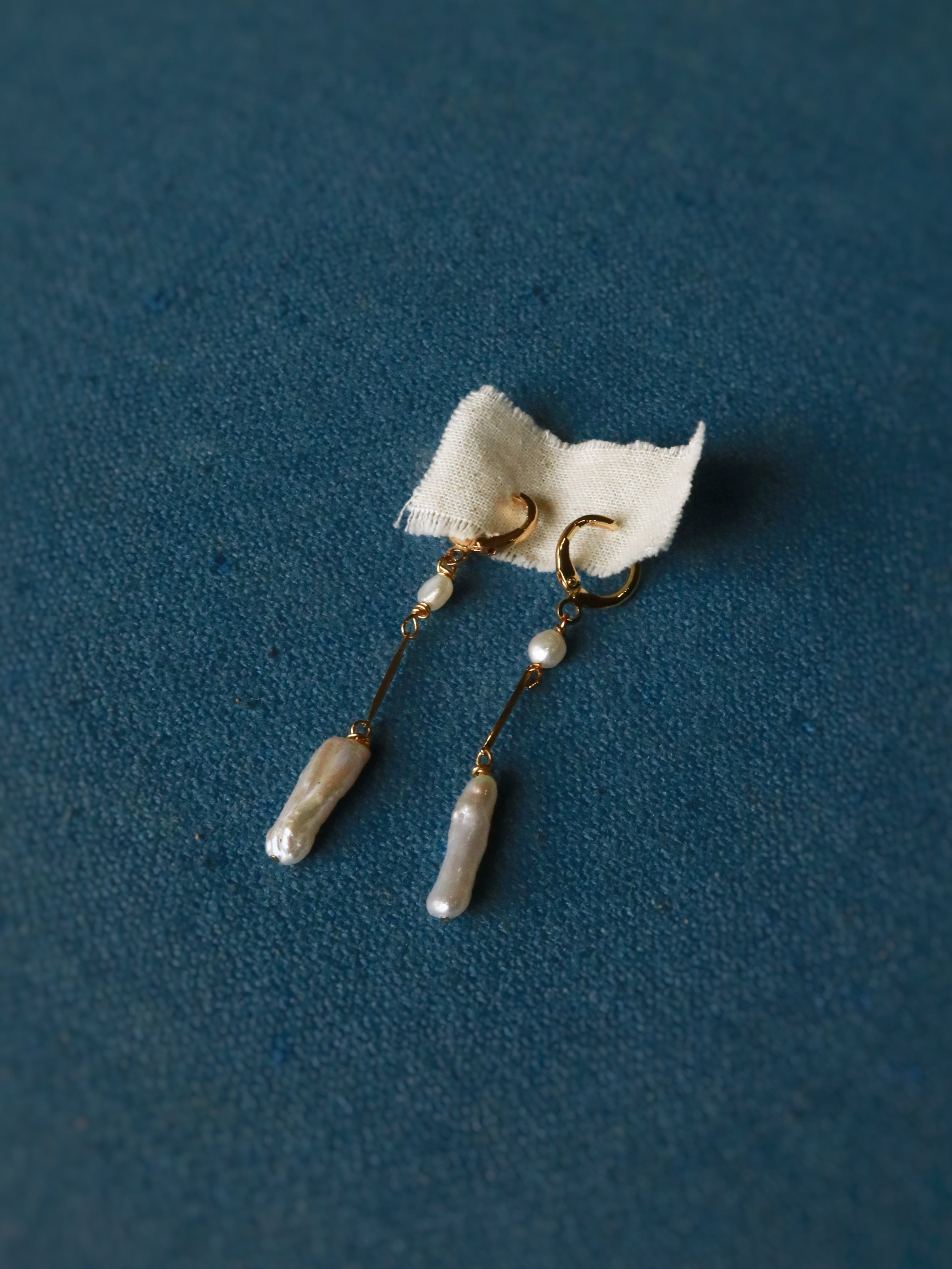 Ligeia Lady Drop Earrings