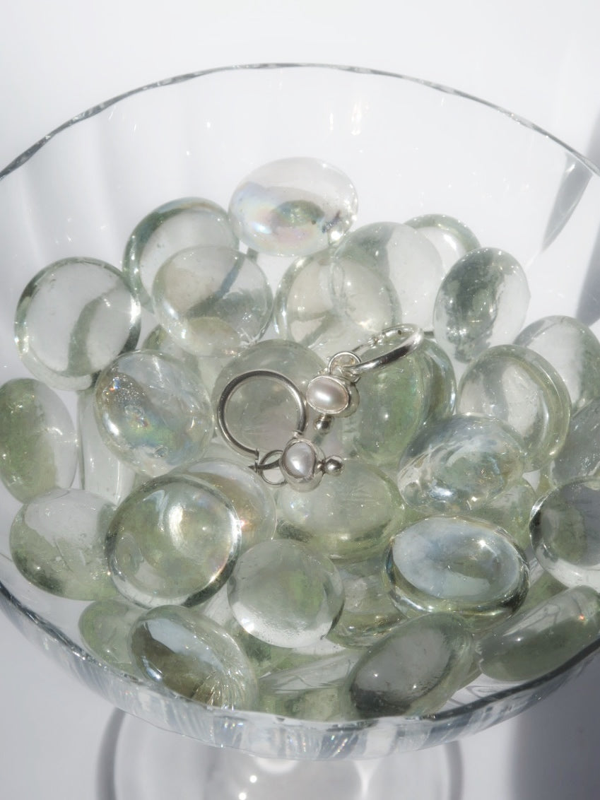 Freshwater pearl dangle earrings